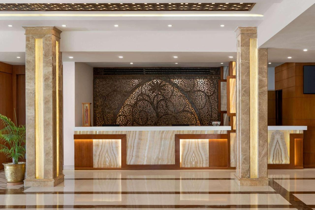 Ramada By Wyndham Varanasi Katesar Chandauli Exteriér fotografie