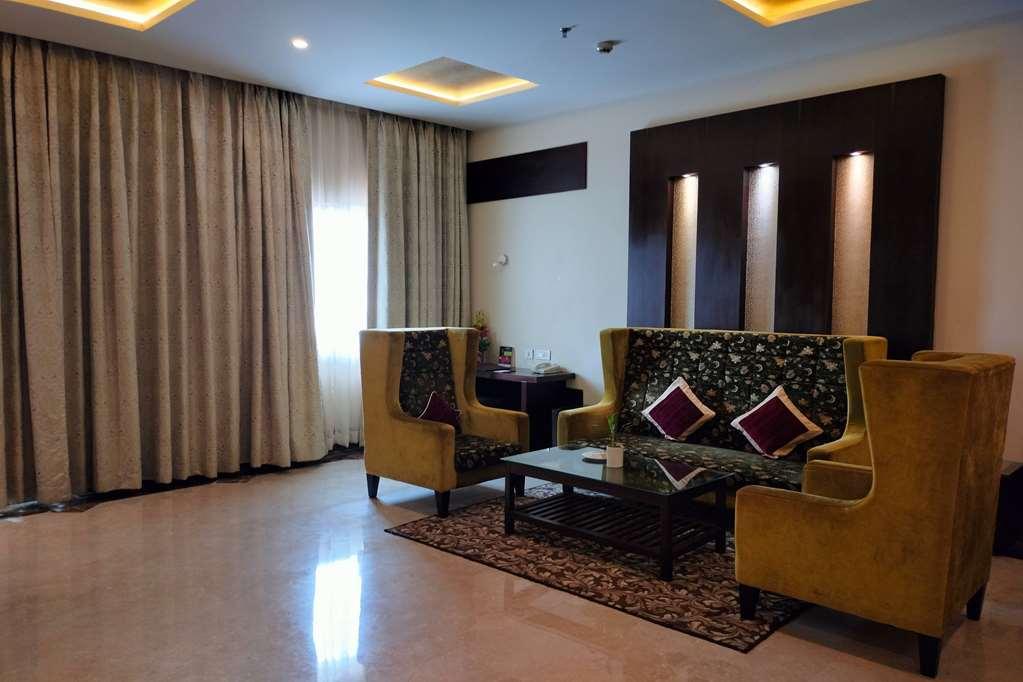 Ramada By Wyndham Varanasi Katesar Chandauli Pokoj fotografie